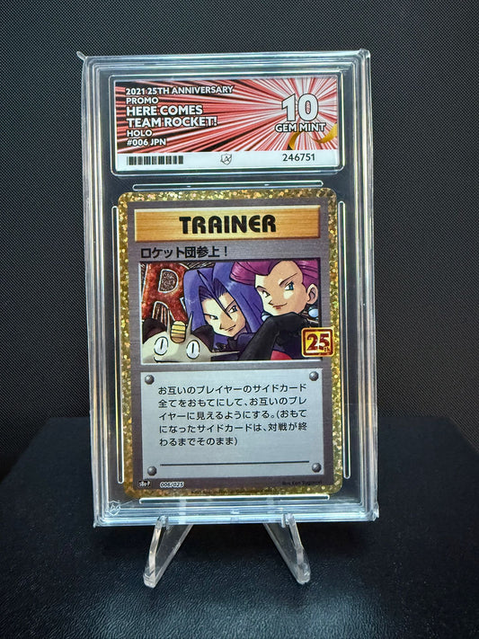 246751 - ACE 10 Japanese 25th Anniversary Here Comes Team Rocket 006/025